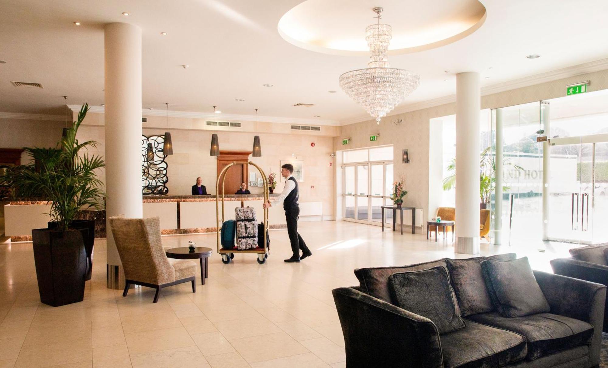 Grand Hotel Malahide Exterior photo
