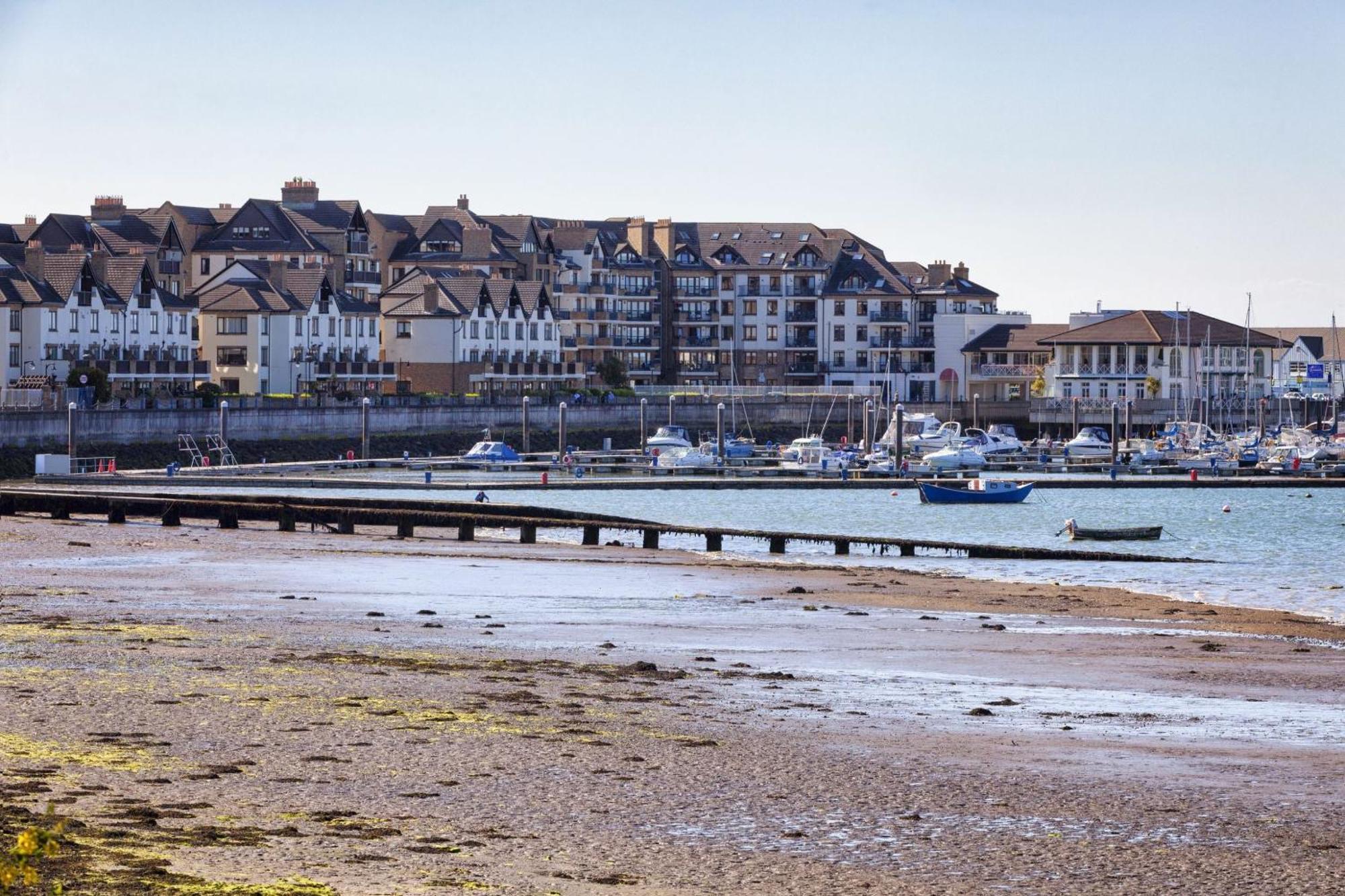 Grand Hotel Malahide Exterior photo