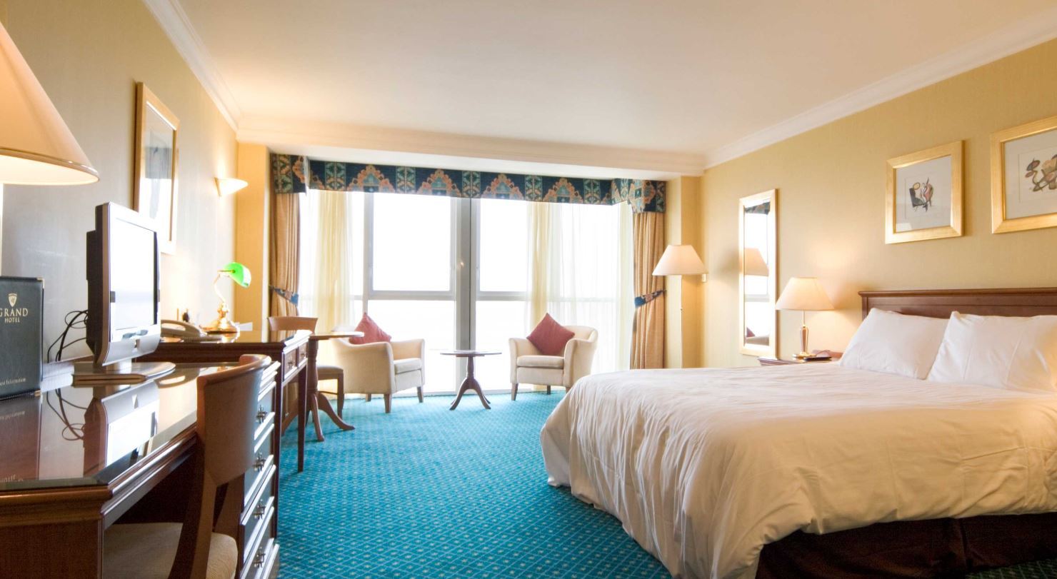 Grand Hotel Malahide Exterior photo